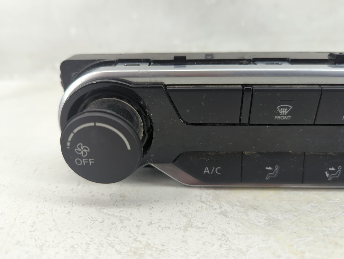 2020-2022 Nissan Sentra Climate Control Module Temperature AC/Heater Replacement P/N:27500 6LB2A Fits Fits 2020 2021 2022 OE