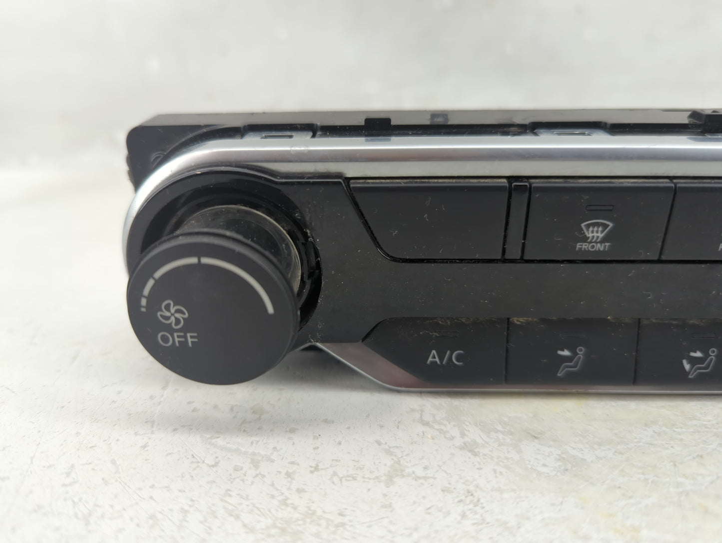 2020-2022 Nissan Sentra Climate Control Module Temperature AC/Heater Replacement P/N:27500 6LB2A Fits Fits 2020 2021 2022 OE