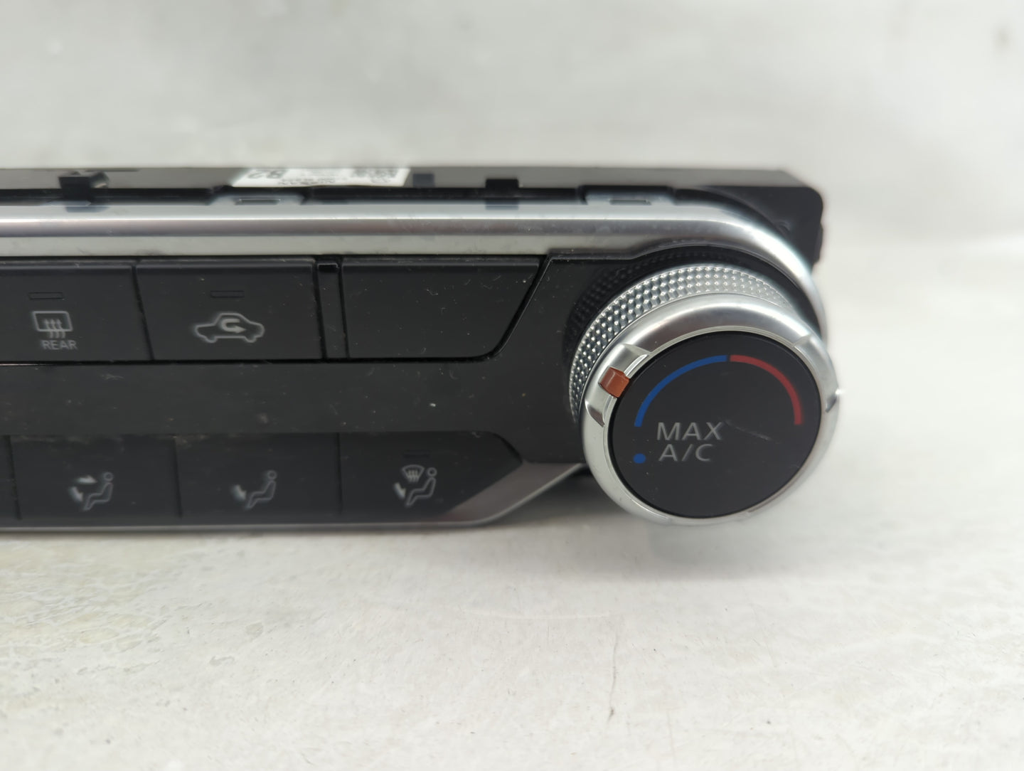 2020-2022 Nissan Sentra Climate Control Module Temperature AC/Heater Replacement P/N:27500 6LB2A Fits Fits 2020 2021 2022 OE