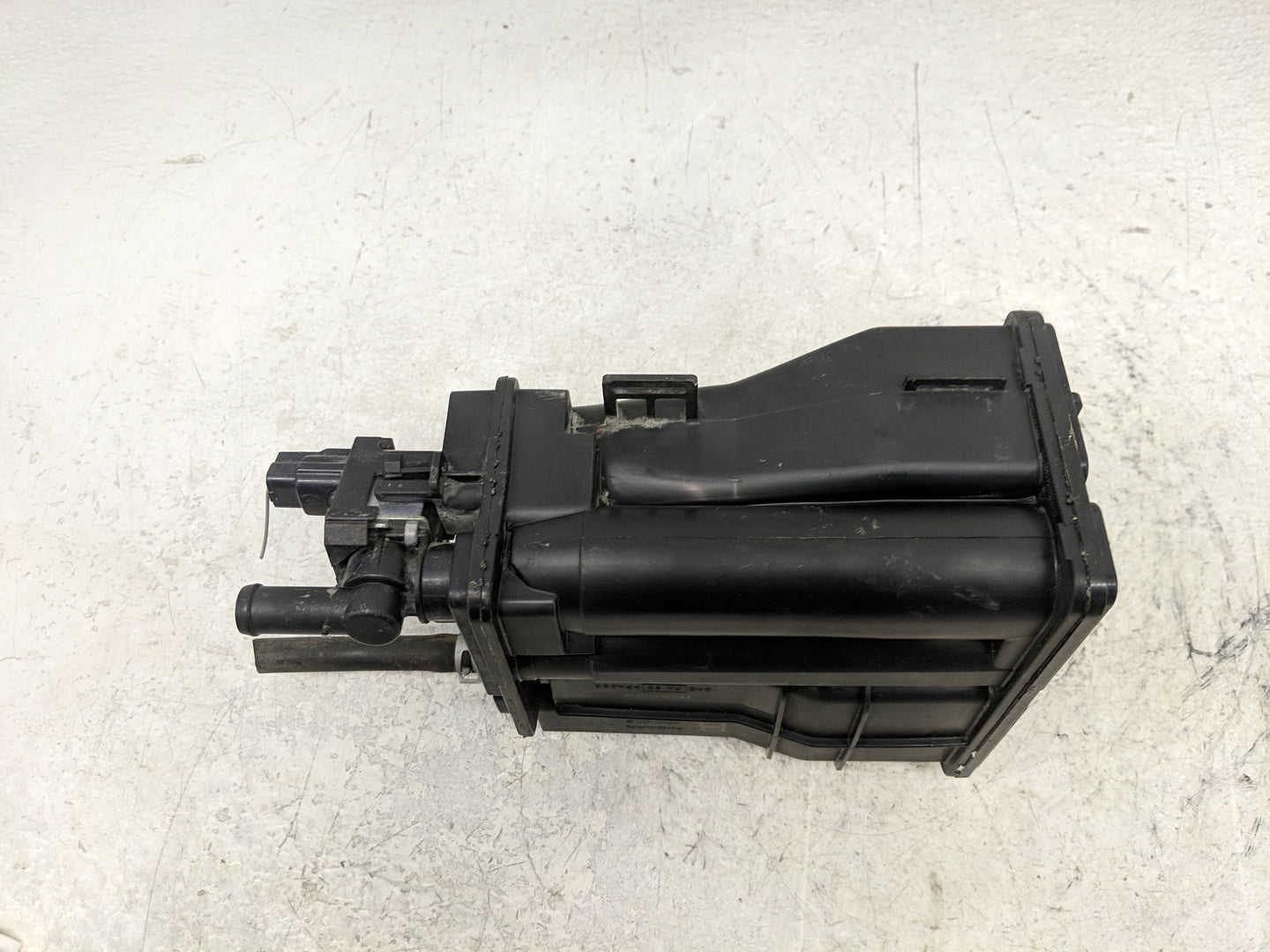 2020 Nissan Sentra Fuel Vapor Charcoal Canister - Oemusedautoparts1.com