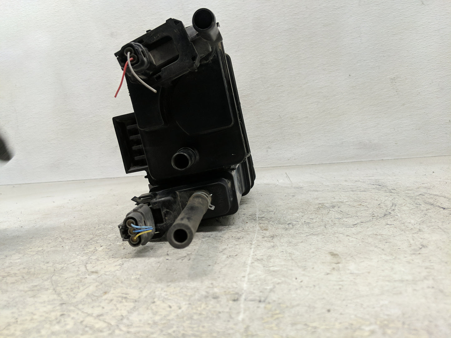 2020 Nissan Sentra Fuel Vapor Charcoal Canister - Oemusedautoparts1.com