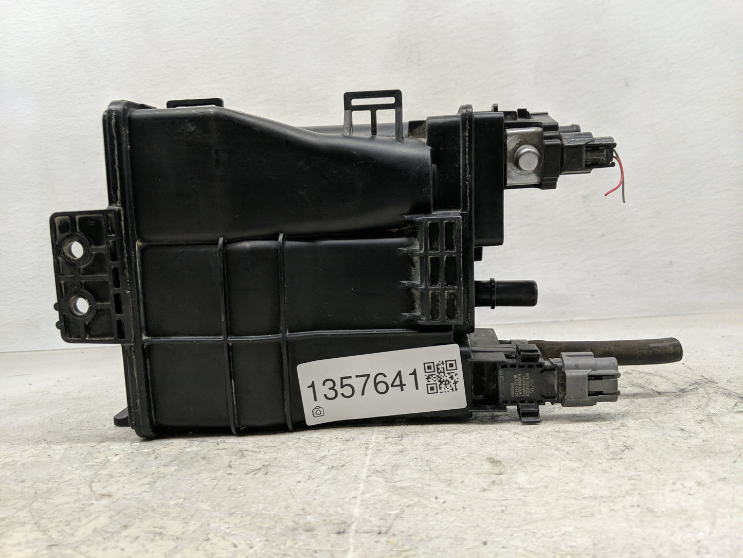 2020 Nissan Sentra Fuel Vapor Charcoal Canister - Oemusedautoparts1.com