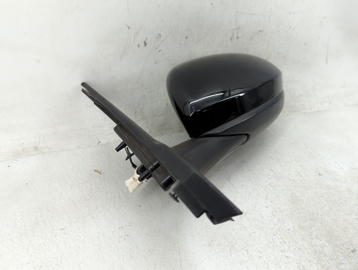 2020-2022 Nissan Sentra Driver Side View Mirror - Left Door Mirror OEM Used - Oemusedautoparts1.com