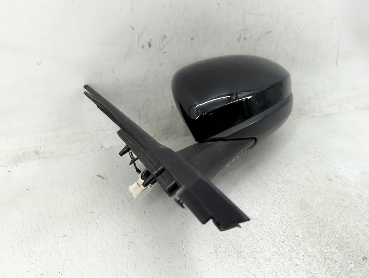 2020-2022 Nissan Sentra Driver Side View Mirror - Left Door Mirror OEM Used - Oemusedautoparts1.com