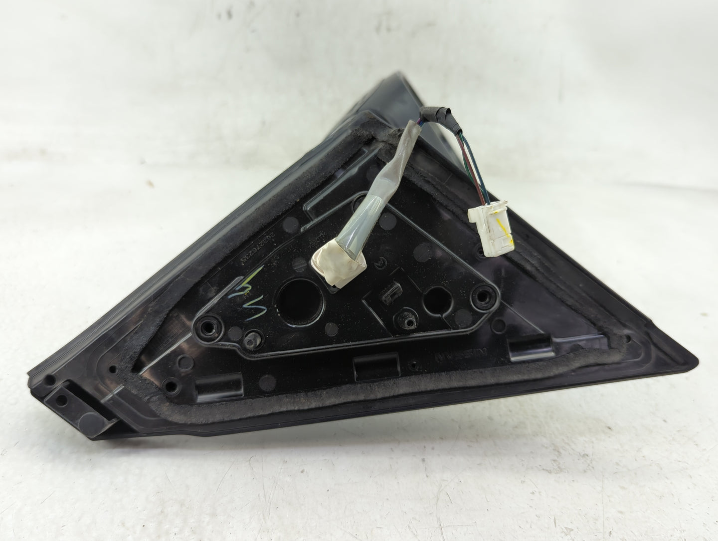 2020-2022 Nissan Sentra Driver Side View Mirror - Left Door Mirror OEM Used - Oemusedautoparts1.com