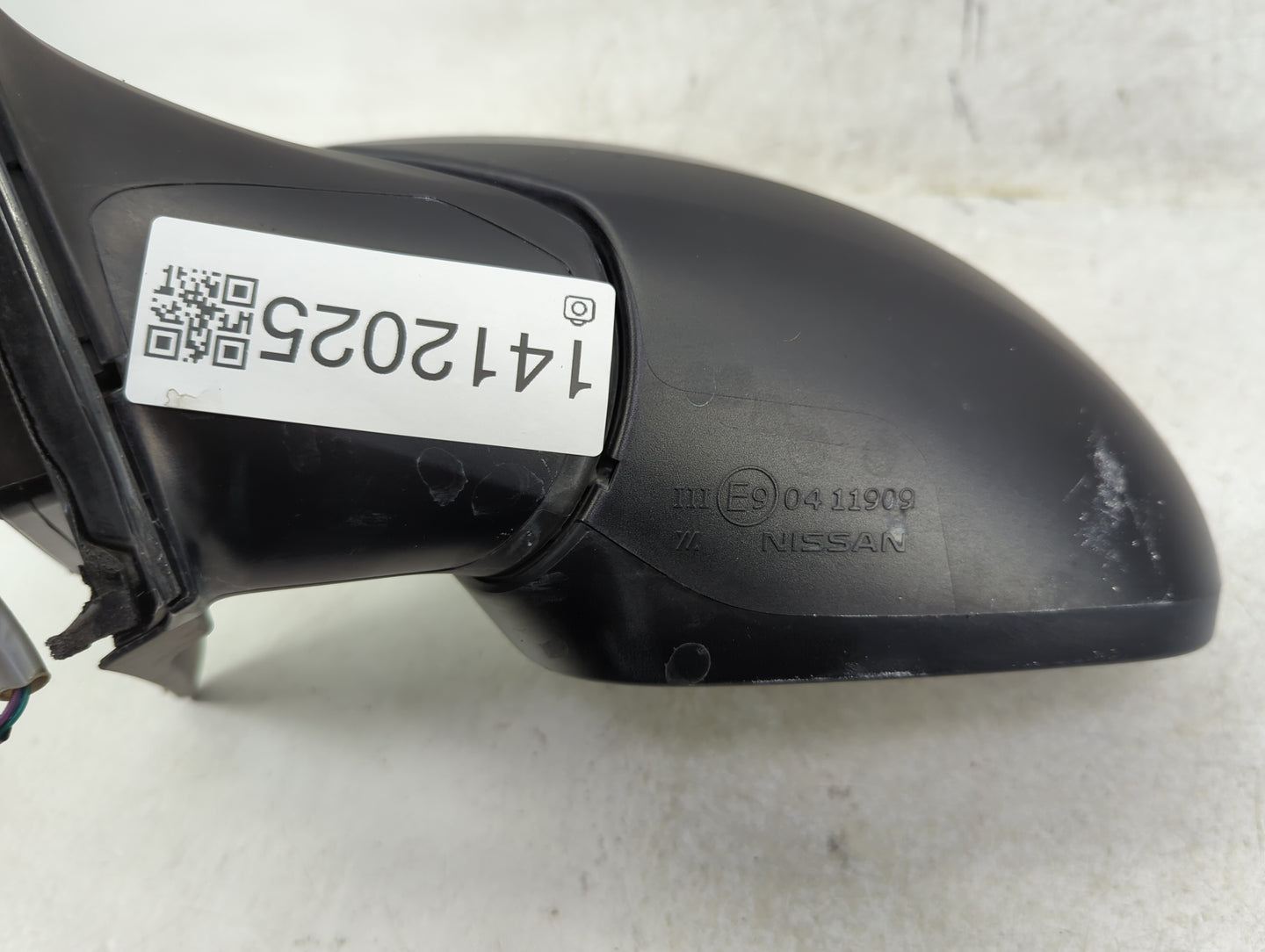 2020-2022 Nissan Sentra Driver Side View Mirror - Left Door Mirror OEM Used - Oemusedautoparts1.com