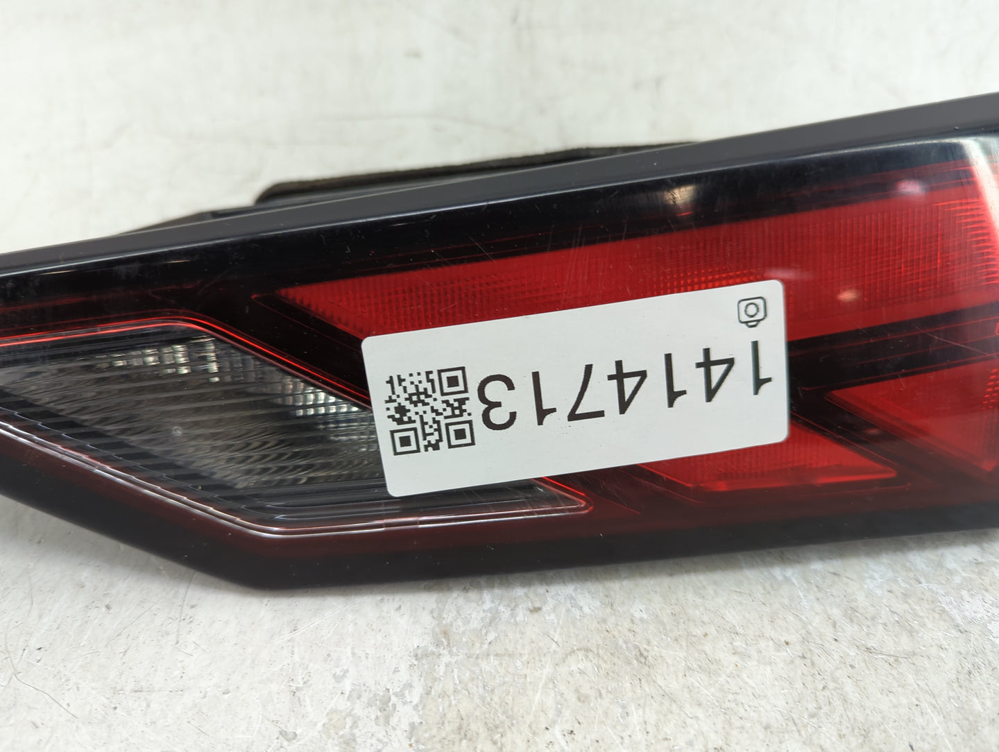 2020-2022 Nissan Sentra Tail Light Assembly Passenger Right OEM Fits Fits 2020 2021 2022 OEM Used Auto Parts - Oemusedautopa