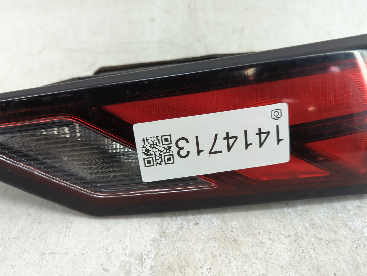 2020-2022 Nissan Sentra Tail Light Assembly Passenger Right OEM Fits Fits 2020 2021 2022 OEM Used Auto Parts - Oemusedautopa