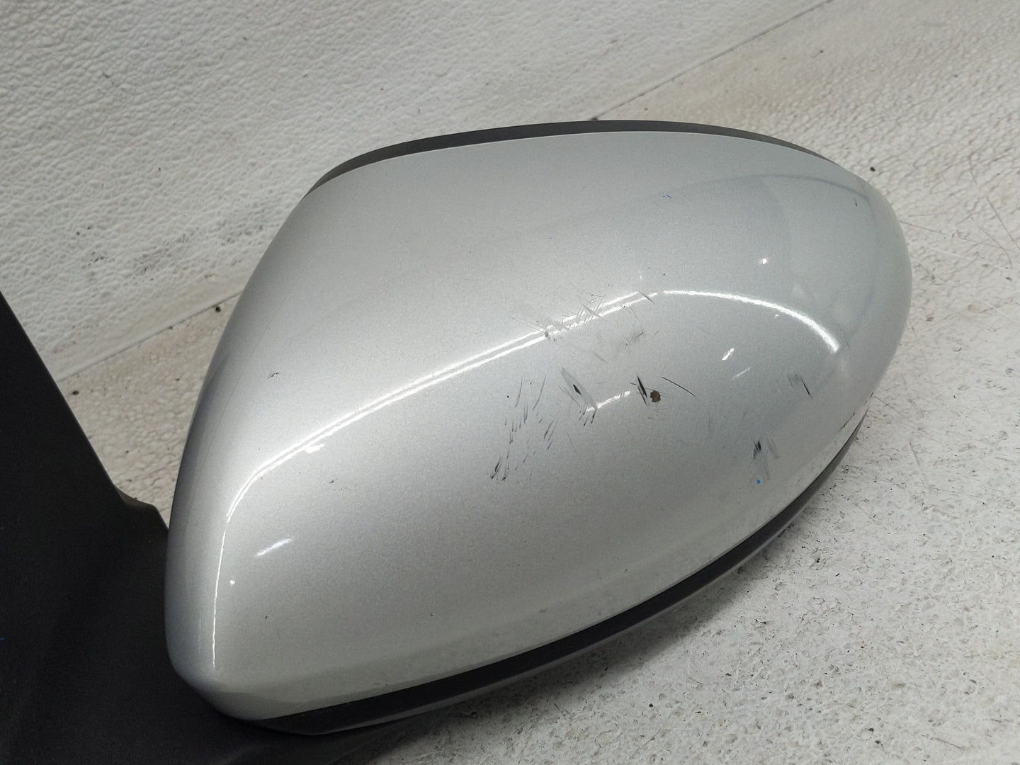 2020-2022 Nissan Sentra Driver Side View Mirror - Left Door Mirror OEM Used - Oemusedautoparts1.com