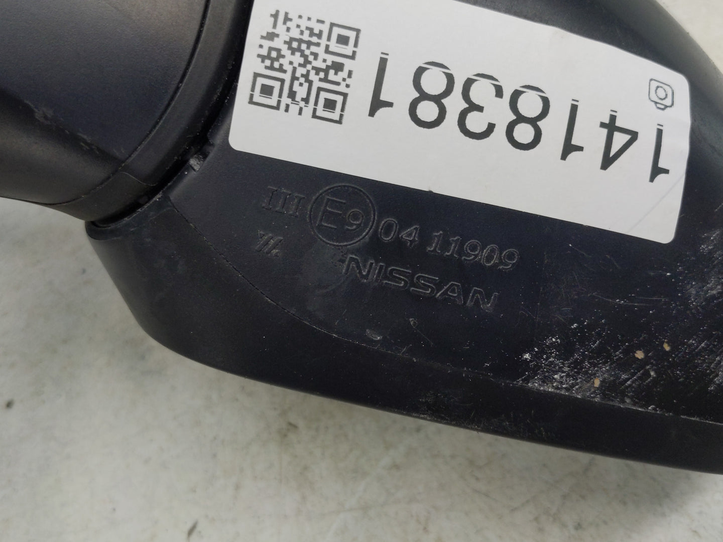2020-2022 Nissan Sentra Driver Side View Mirror - Left Door Mirror OEM Used - Oemusedautoparts1.com