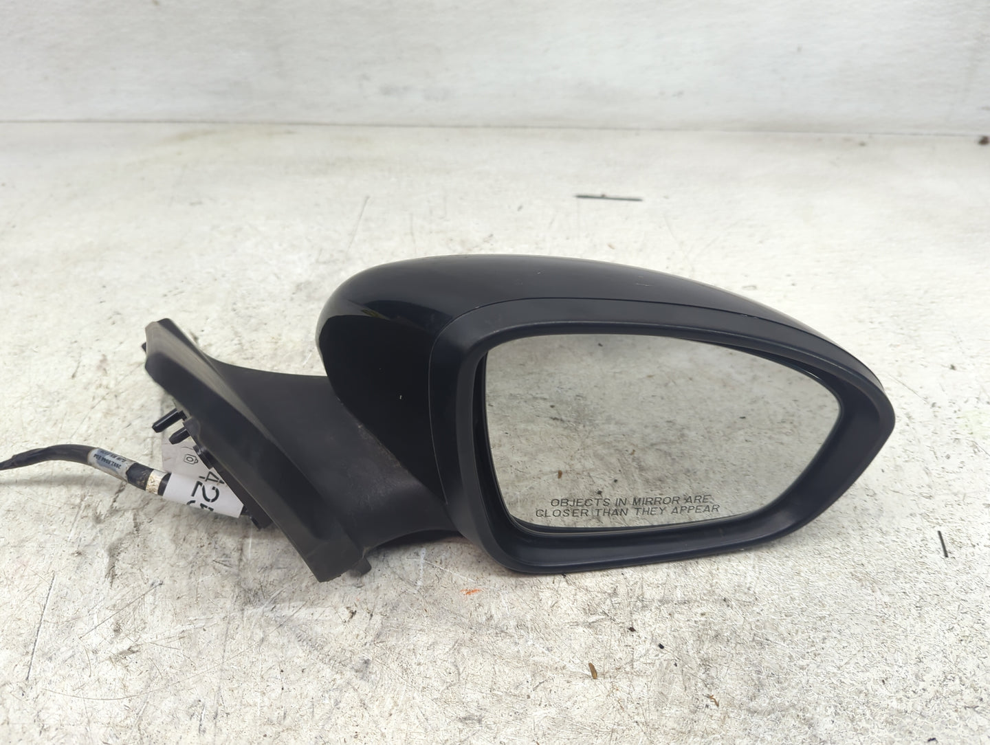 2020-2022 Nissan Sentra Passenger Side View Mirror - Right Door Mirror OEM Used - Oemusedautoparts1.com
