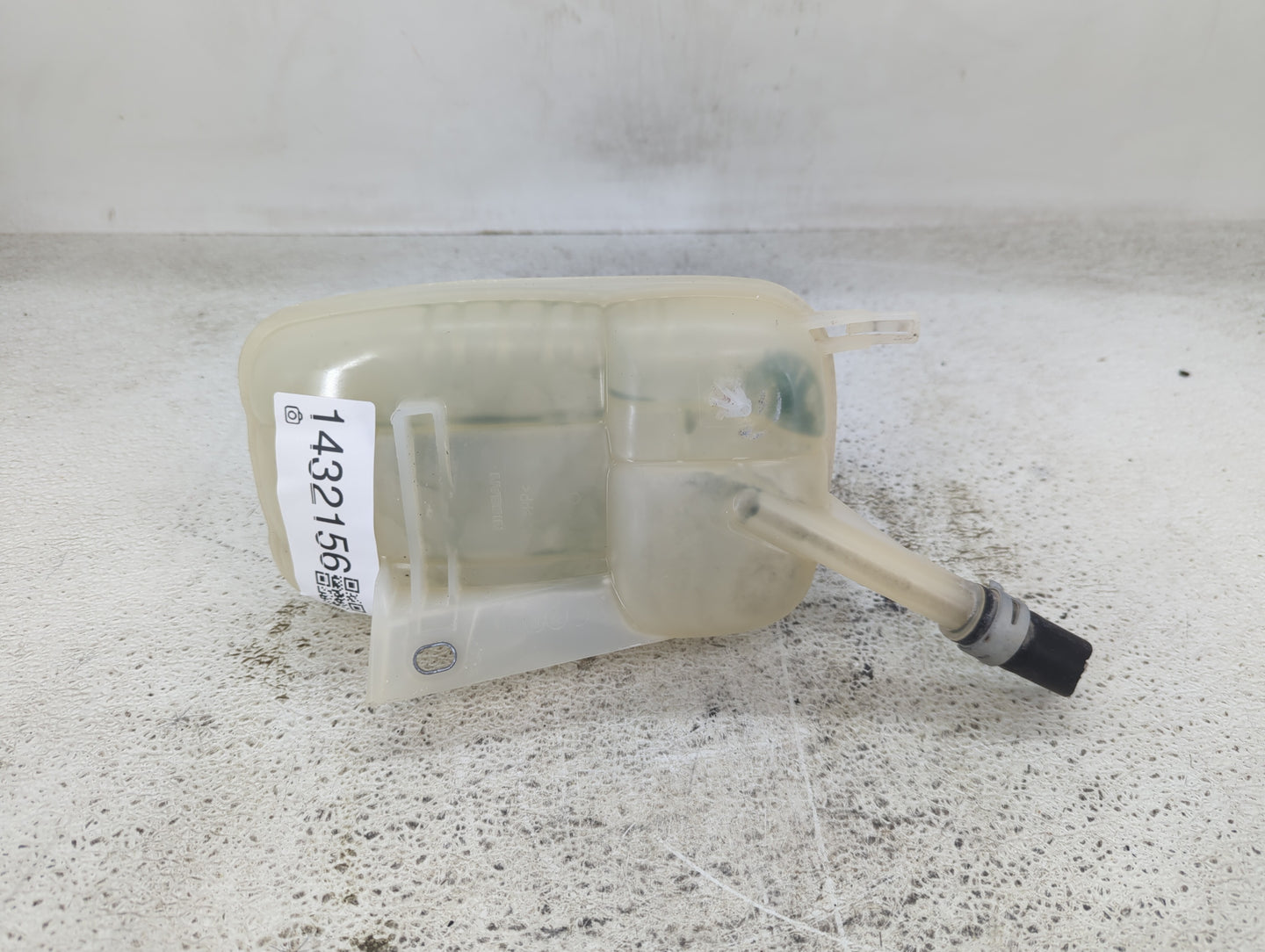 2020-2022 Nissan Sentra Radiator Coolant Overflow Expansion Tank Bottle 1432156 - Oemusedautoparts1.com