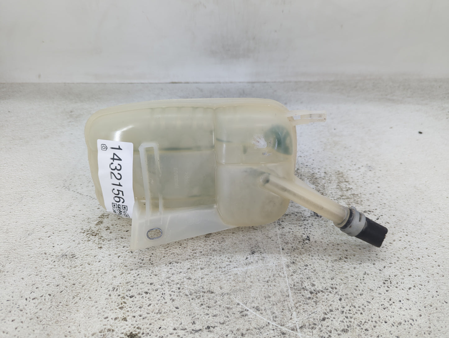 2020-2022 Nissan Sentra Radiator Coolant Overflow Expansion Tank Bottle 1432156 - Oemusedautoparts1.com
