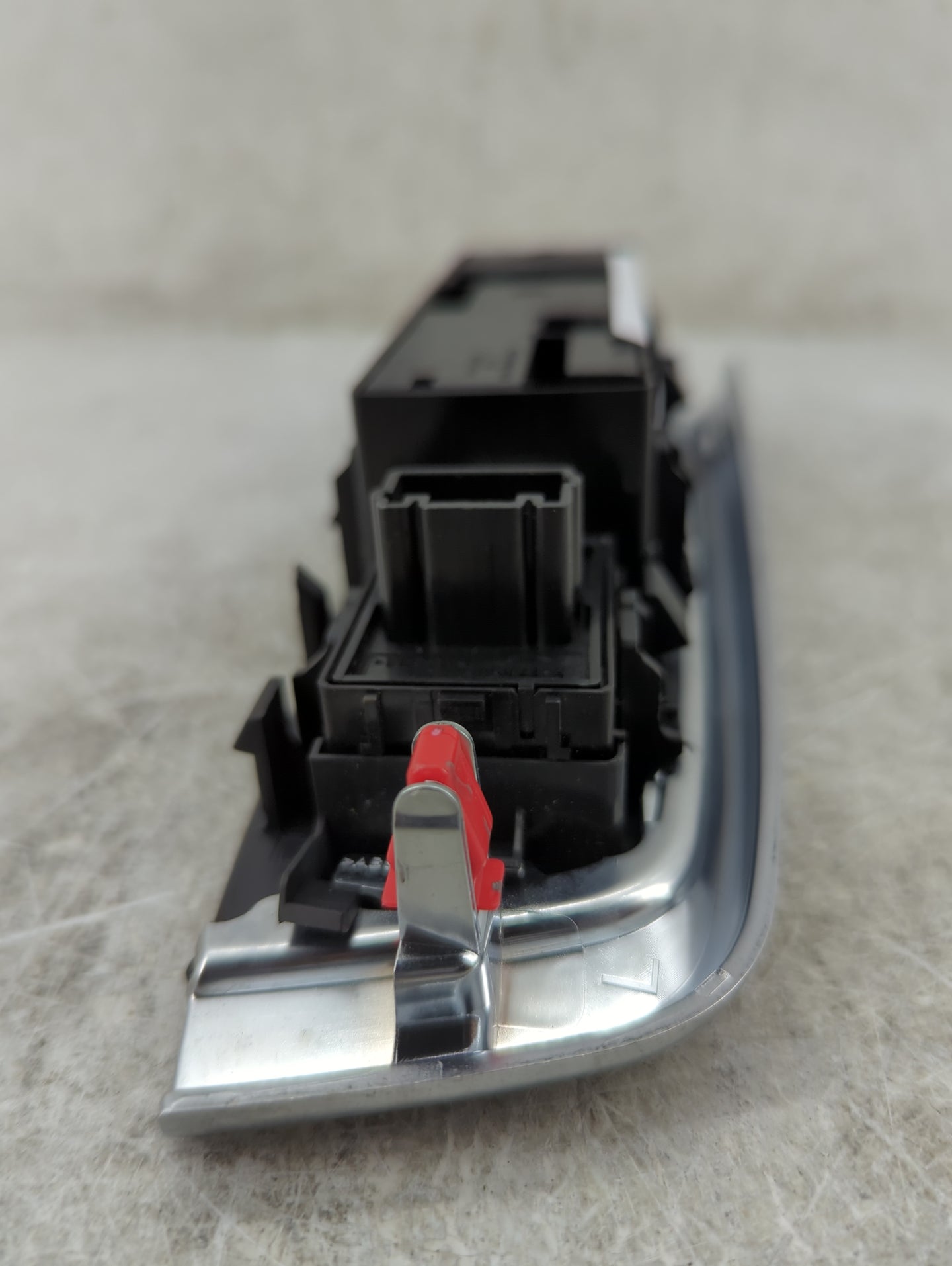 2020-2022 Nissan Sentra Master Power Window Switch Replacement Driver Side Left P/N:25570 5R0A 255705R0A Fits OEM Used Auto 