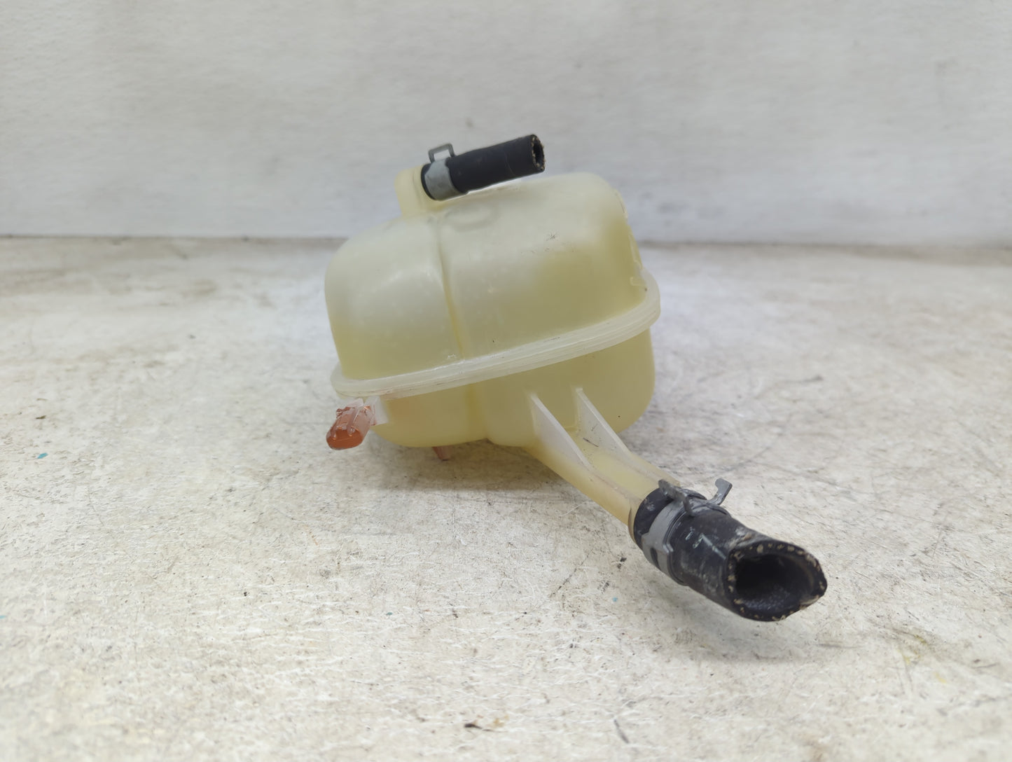 2020-2022 Nissan Sentra Radiator Coolant Overflow Expansion Tank Bottle 1449284 - Oemusedautoparts1.com