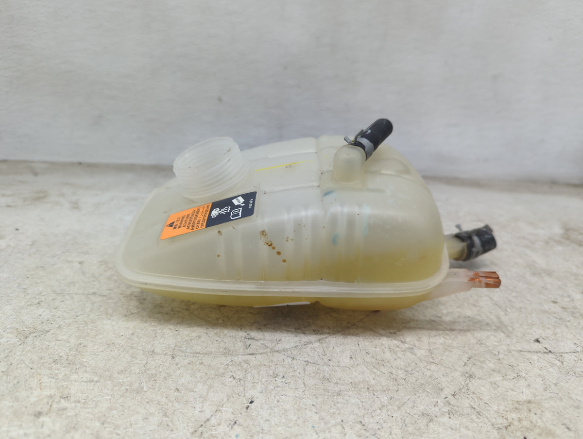 2020-2022 Nissan Sentra Radiator Coolant Overflow Expansion Tank Bottle 1449284 - Oemusedautoparts1.com