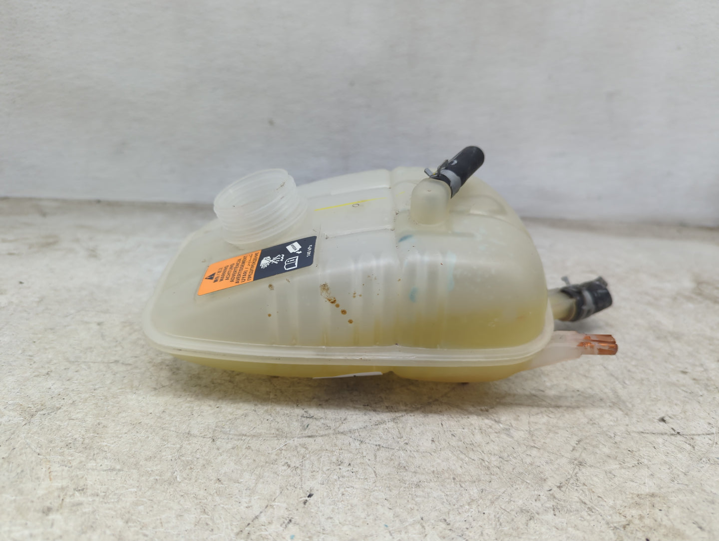 2020-2022 Nissan Sentra Radiator Coolant Overflow Expansion Tank Bottle 1449284 - Oemusedautoparts1.com