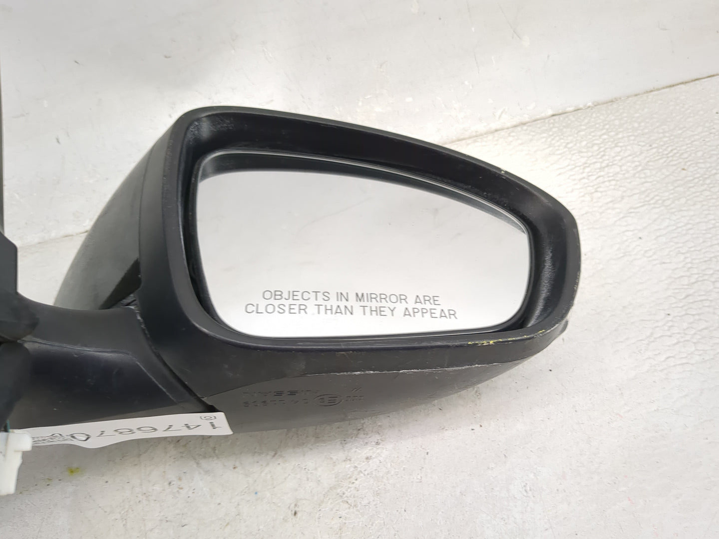 2020 Nissan Sentra Passenger Side View Mirror - Right Door Mirror OEM Used - Oemusedautoparts1.com