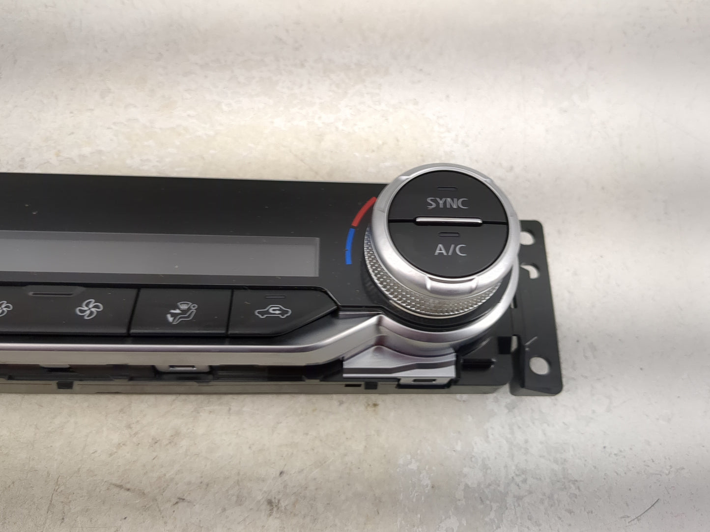 2020-2022 Nissan Sentra Climate Control Module Temperature AC/Heater Replacement P/N:27500 6LB4A Fits Fits 2020 2021 2022 OE