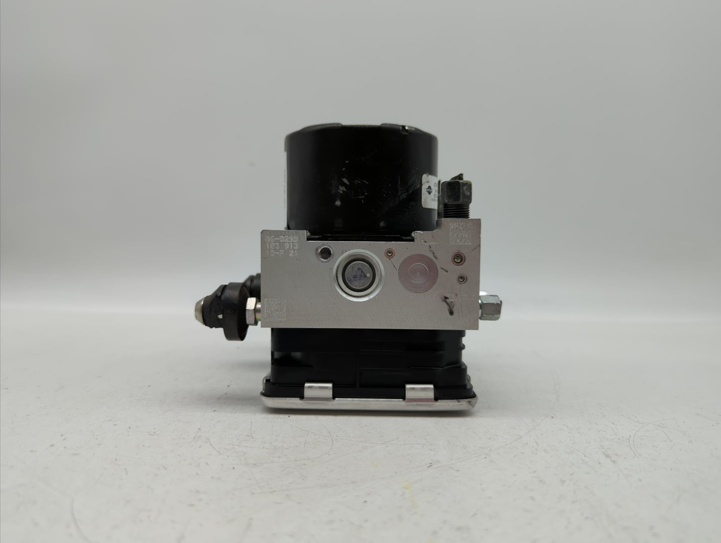 2020 Nissan Sentra ABS Pump Control Module Replacement P/N:47660 6LE0A Fits OEM Used Auto Parts - Oemusedautoparts1.com