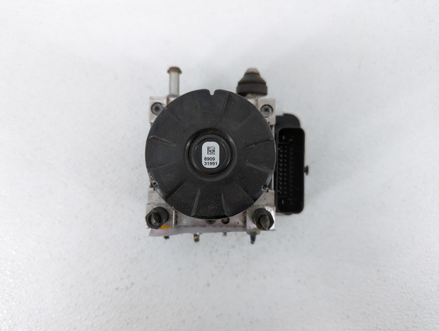 2020 Nissan Sentra ABS Pump Control Module Replacement P/N:47660 6LF0A Fits OEM Used Auto Parts - Oemusedautoparts1.com