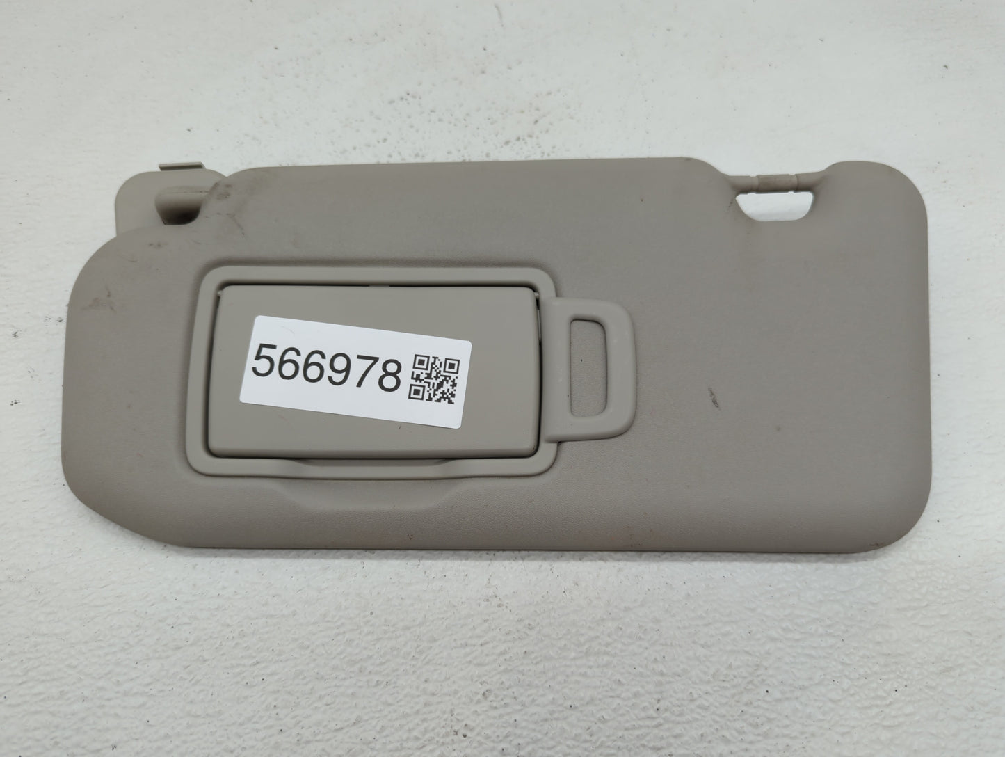 2020-2022 Nissan Sentra Sun Visor Shade Replacement Passenger Right Mirror Fits Fits 2020 2021 2022 OEM Used Auto Parts - Oe