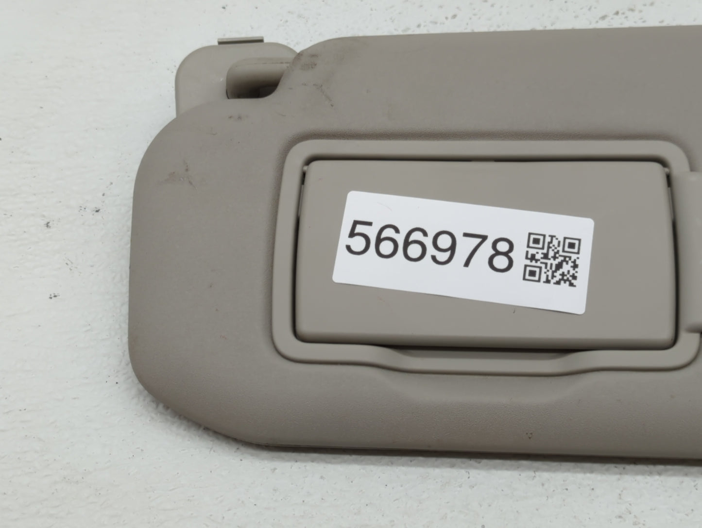 2020-2022 Nissan Sentra Sun Visor Shade Replacement Passenger Right Mirror Fits Fits 2020 2021 2022 OEM Used Auto Parts - Oe