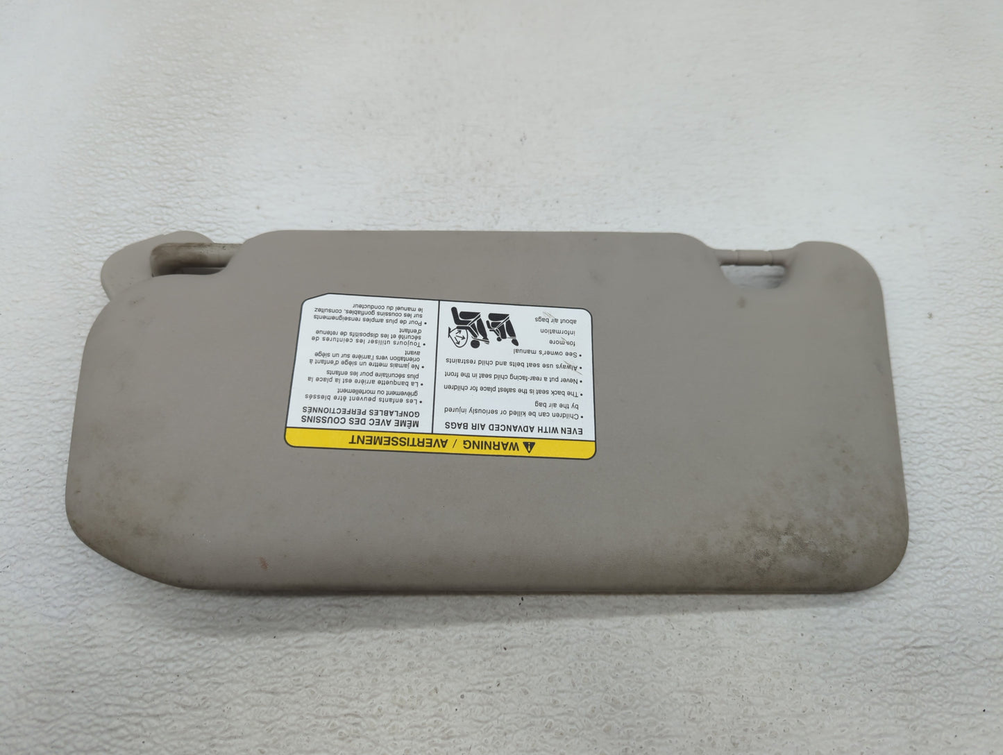 2020-2022 Nissan Sentra Sun Visor Shade Replacement Passenger Right Mirror Fits Fits 2020 2021 2022 OEM Used Auto Parts - Oe