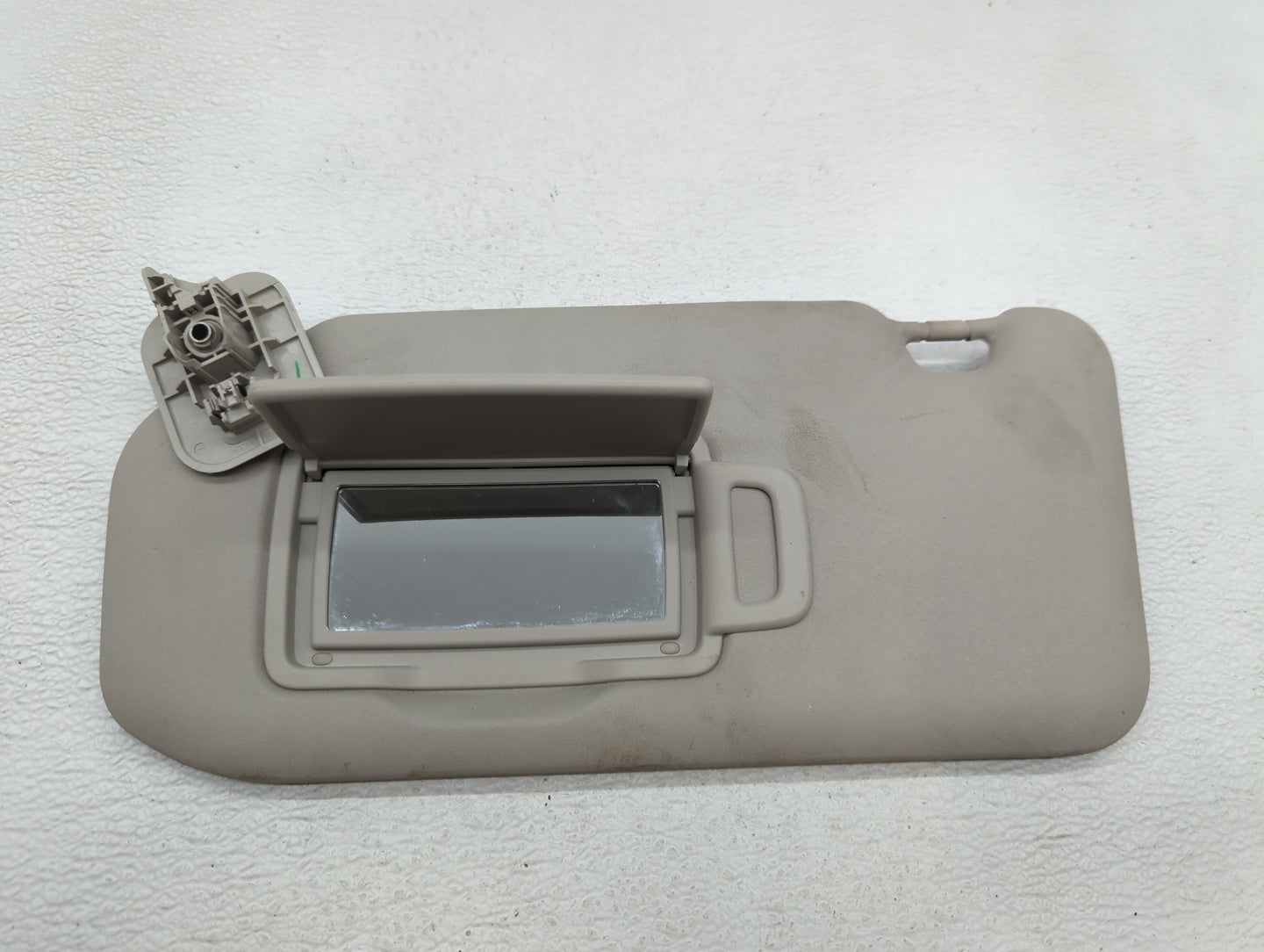 2020-2022 Nissan Sentra Sun Visor Shade Replacement Passenger Right Mirror Fits Fits 2020 2021 2022 OEM Used Auto Parts - Oe