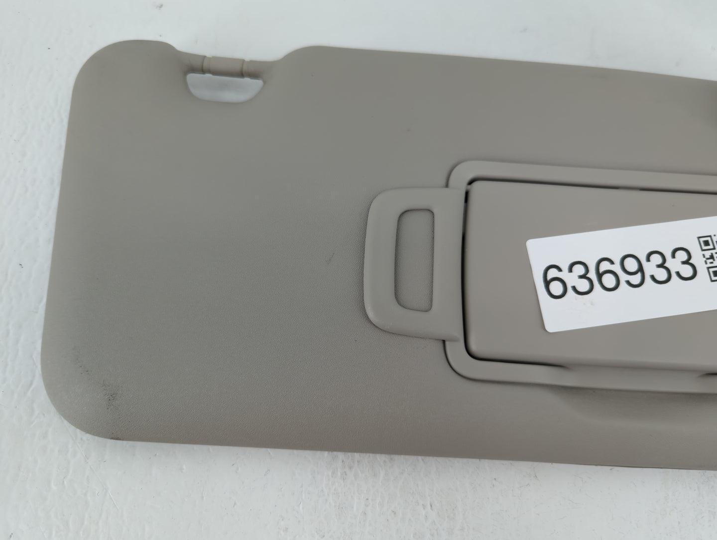 2020-2022 Nissan Sentra Sun Visor Shade Replacement Passenger Right Mirror Fits Fits 2020 2021 2022 OEM Used Auto Parts - Oe