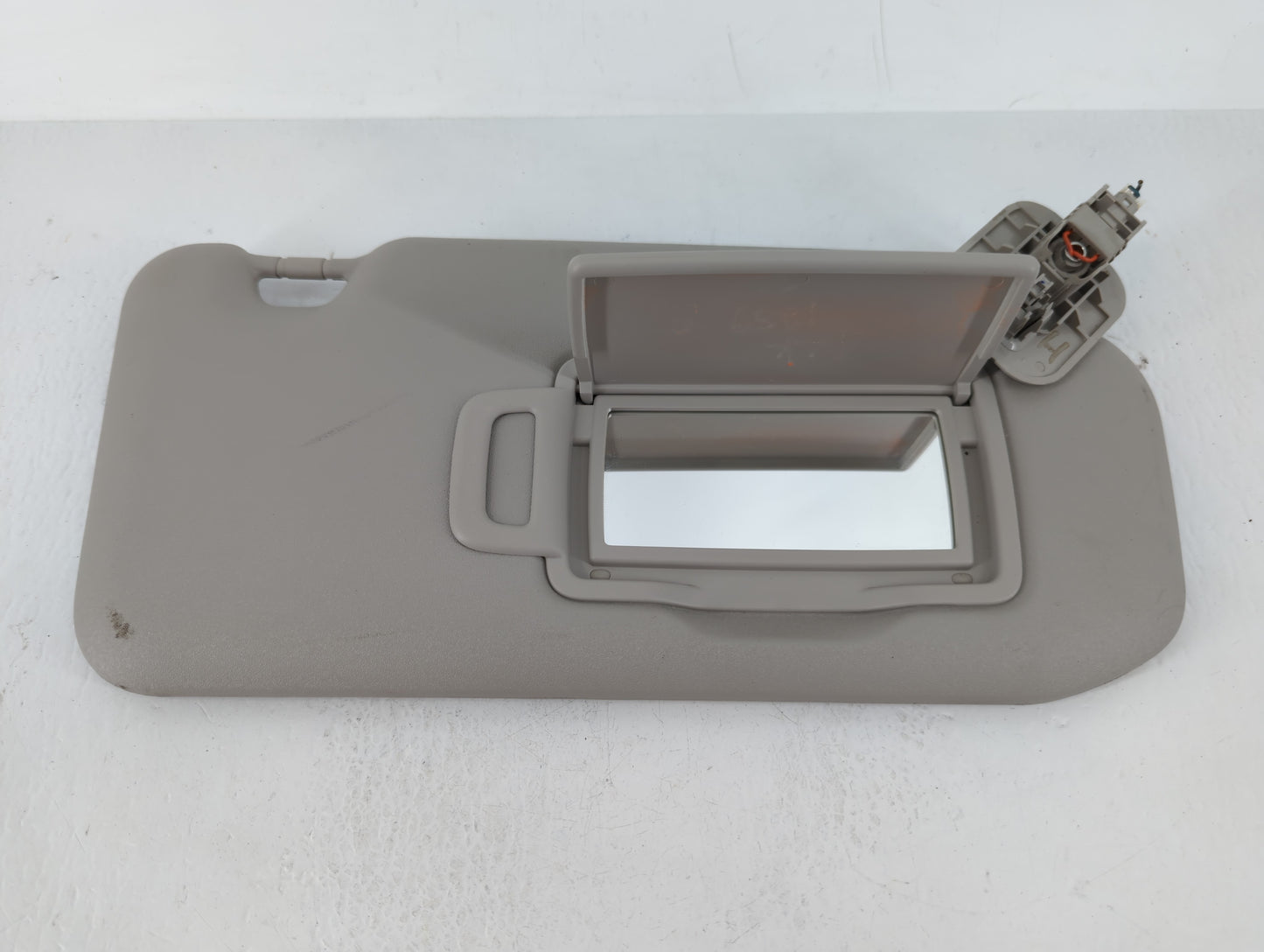 2020-2022 Nissan Sentra Sun Visor Shade Replacement Passenger Right Mirror Fits Fits 2020 2021 2022 OEM Used Auto Parts - Oe