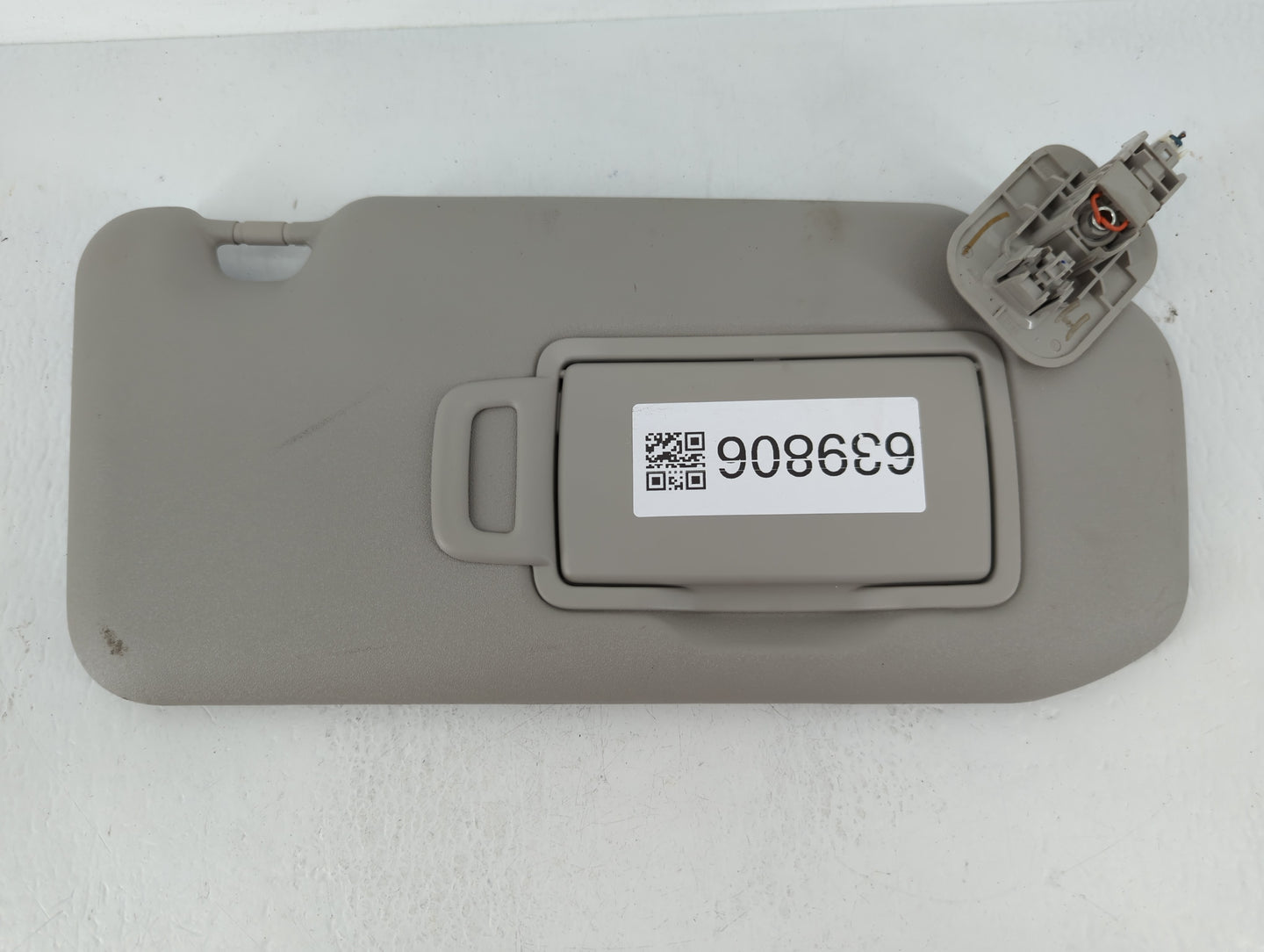 2020-2022 Nissan Sentra Sun Visor Shade Replacement Passenger Right Mirror Fits Fits 2020 2021 2022 OEM Used Auto Parts - Oe
