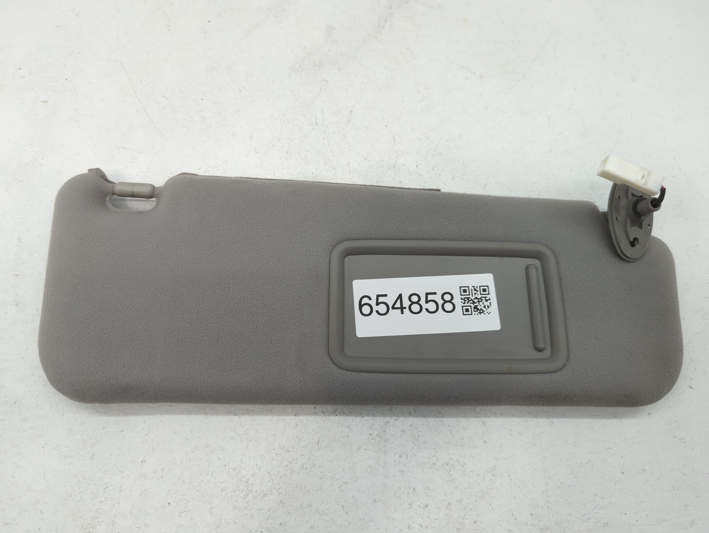2020-2022 Nissan Sentra Sun Visor Shade Replacement Passenger Right Mirror Fits Fits 2020 2021 2022 OEM Used Auto Parts - Oe