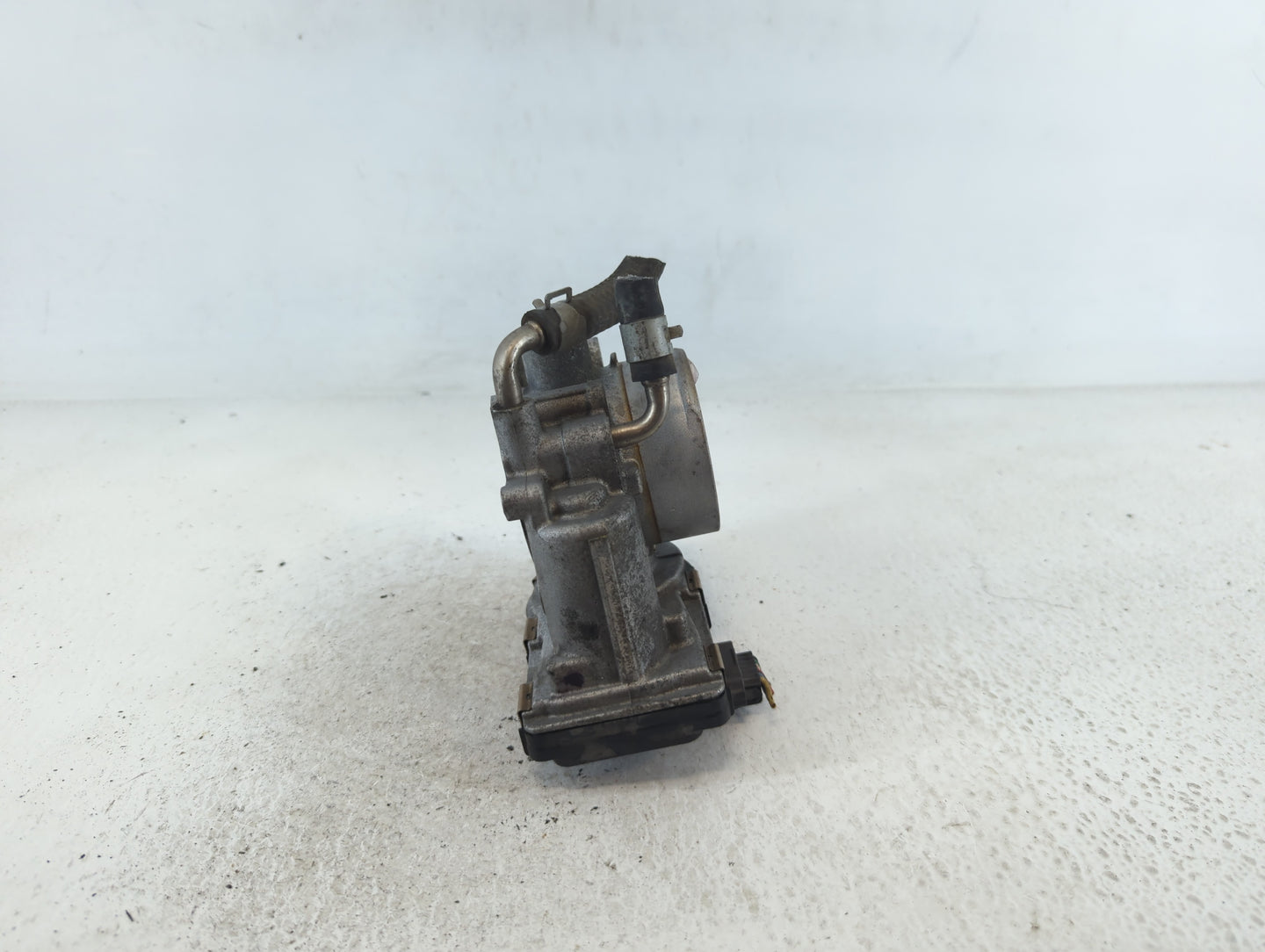 2020-2022 Nissan Sentra Throttle Body P/N:6LA60-01 A Fits Fits 2020 2021 2022 OEM Used Auto Parts - Oemusedautoparts1.com