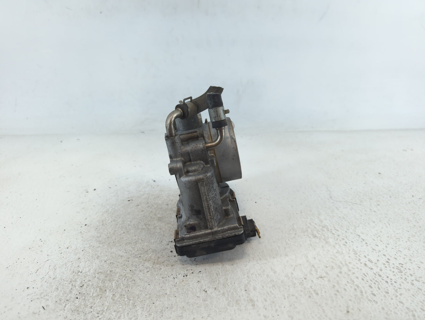 2020-2022 Nissan Sentra Throttle Body P/N:6LA60-01 A Fits Fits 2020 2021 2022 OEM Used Auto Parts - Oemusedautoparts1.com