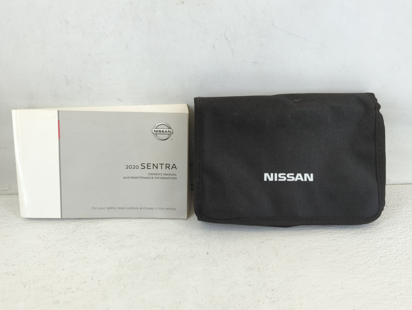 2020 Nissan Sentra Owners Manual Book Guide P/N:OM20EM 0B18U0 OEM Used Auto Parts - Oemusedautoparts1.com