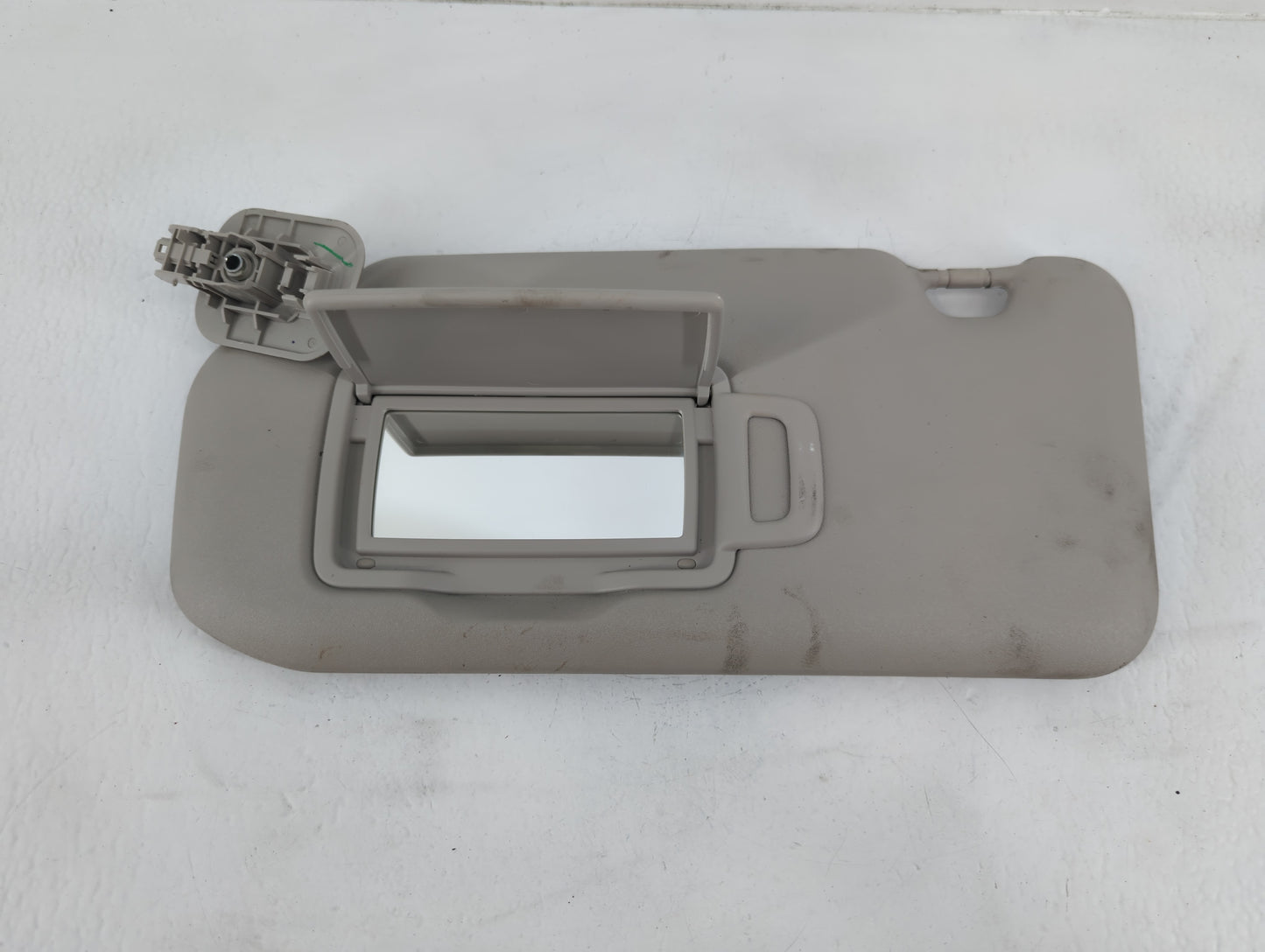 2020-2022 Nissan Sentra Sun Visor Shade Replacement Passenger Right Mirror Fits Fits 2020 2021 2022 OEM Used Auto Parts - Oe