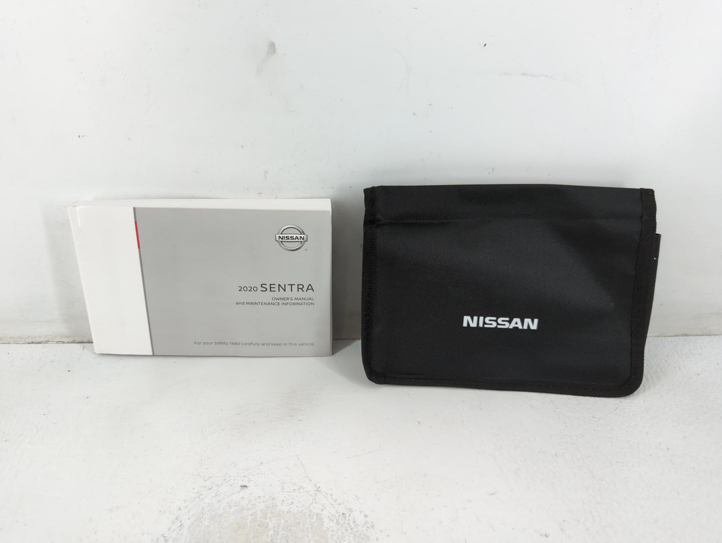 2020 Nissan Sentra Owners Manual Book Guide P/N:OM20EM 0B18U0 OEM Used Auto Parts - Oemusedautoparts1.com