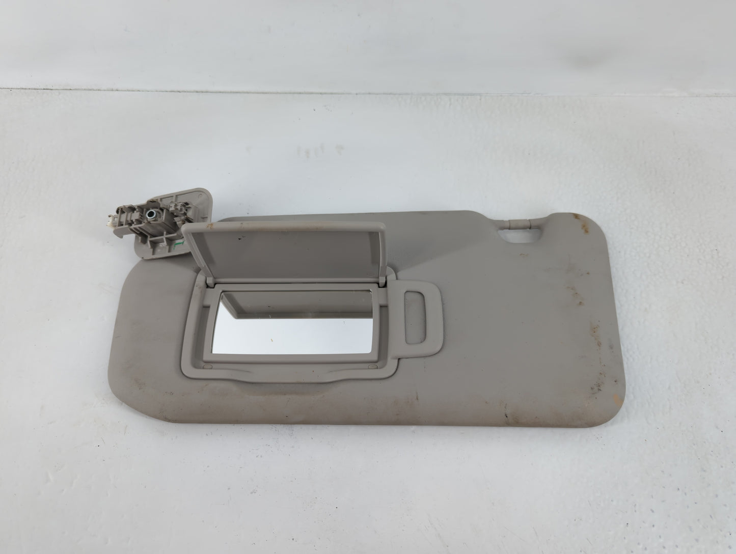 2020-2022 Nissan Sentra Sun Visor Shade Replacement Passenger Right Mirror Fits Fits 2020 2021 2022 OEM Used Auto Parts - Oe
