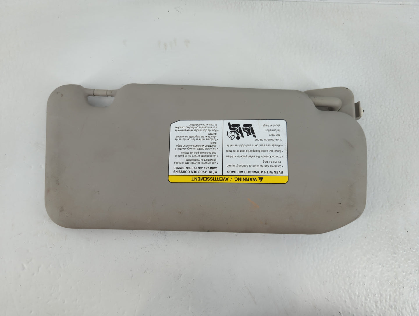 2020-2022 Nissan Sentra Sun Visor Shade Replacement Passenger Right Mirror Fits Fits 2020 2021 2022 OEM Used Auto Parts - Oe