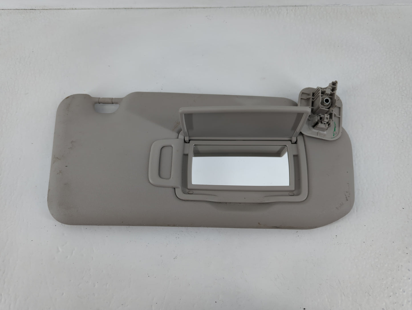 2020-2022 Nissan Sentra Sun Visor Shade Replacement Driver Left Mirror Fits Fits 2020 2021 2022 OEM Used Auto Parts - Oemuse