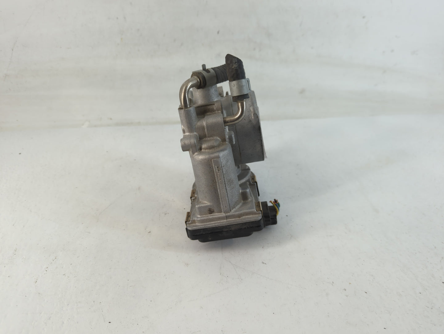 2020-2022 Nissan Sentra Throttle Body P/N:6LA60-01 A Fits Fits 2020 2021 2022 OEM Used Auto Parts - Oemusedautoparts1.com