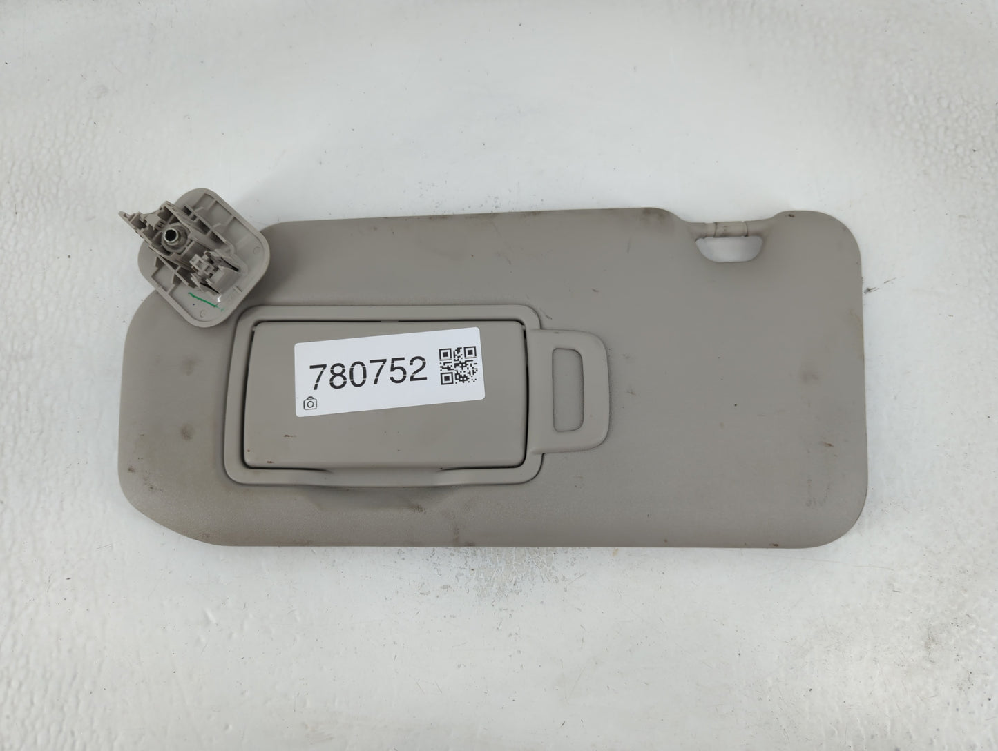 2020-2022 Nissan Sentra Sun Visor Shade Replacement Passenger Right Mirror Fits Fits 2020 2021 2022 OEM Used Auto Parts - Oe