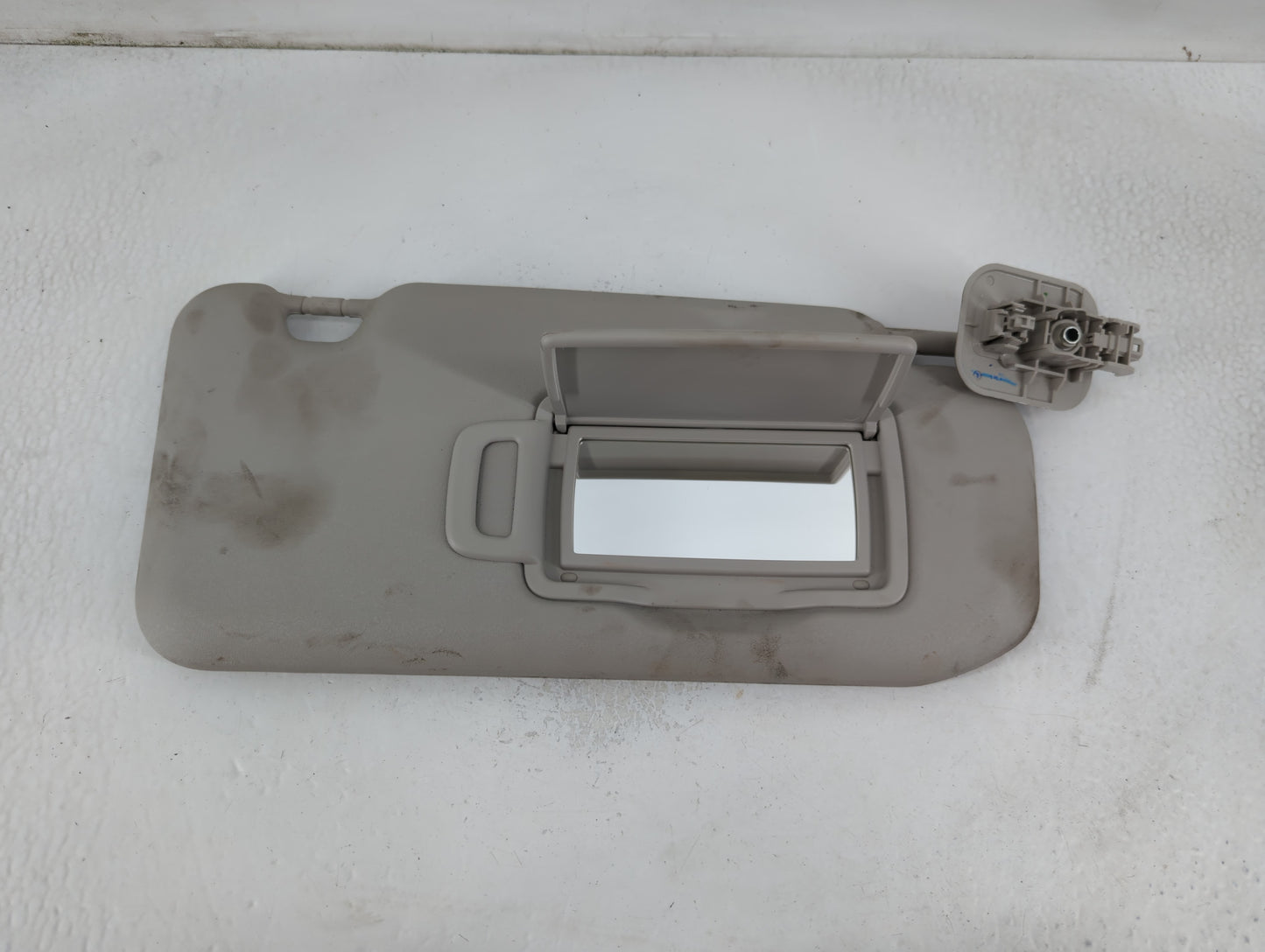 2020-2022 Nissan Sentra Sun Visor Shade Replacement Driver Left Mirror Fits Fits 2020 2021 2022 OEM Used Auto Parts - Oemuse