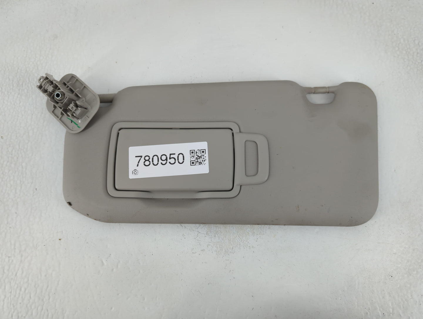 2020-2022 Nissan Sentra Sun Visor Shade Replacement Driver Left Mirror Fits Fits 2020 2021 2022 OEM Used Auto Parts - Oemuse