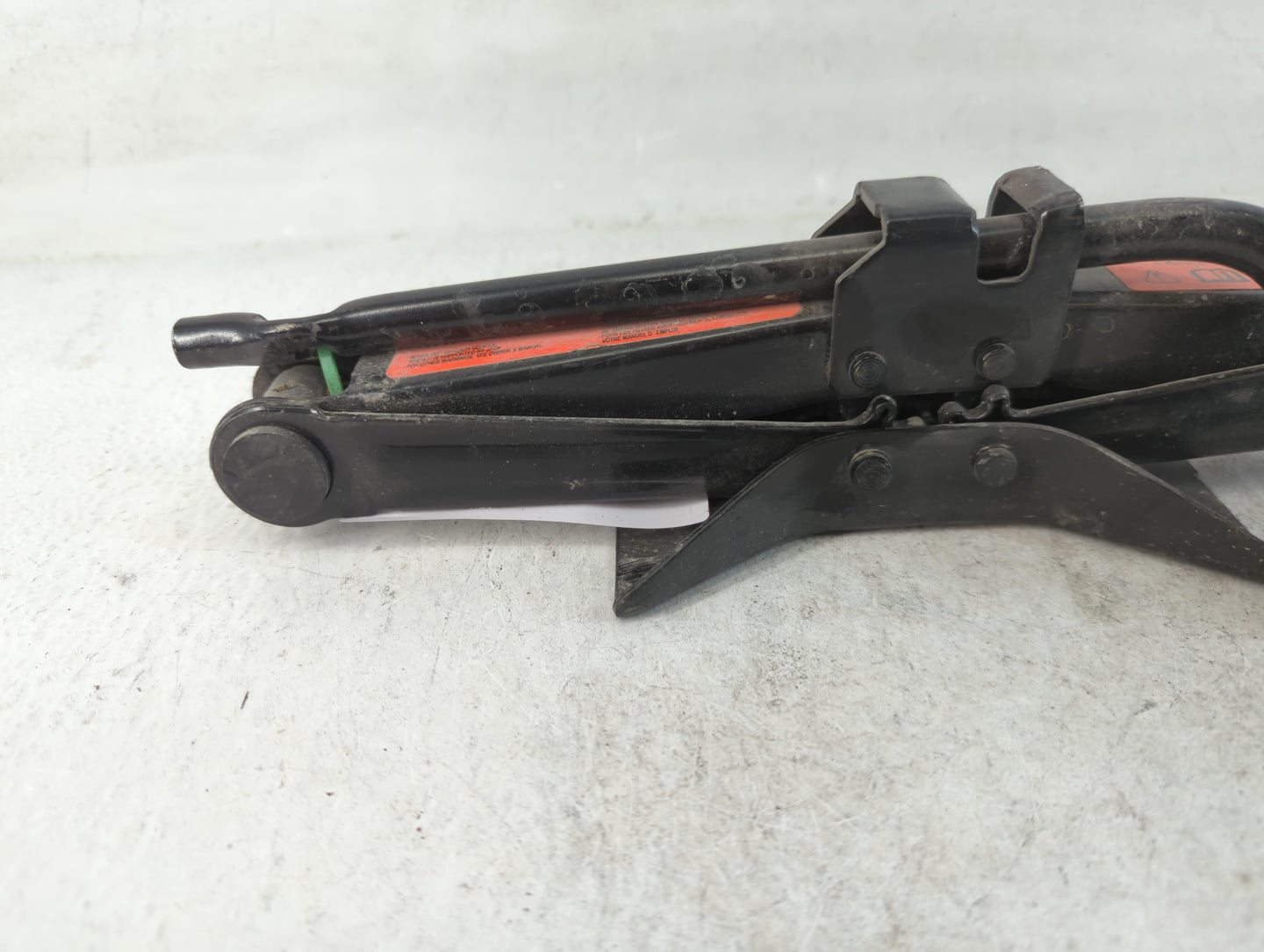 2020 Nissan Sentra Spare Scissor Car Jack - Oemusedautoparts1.com