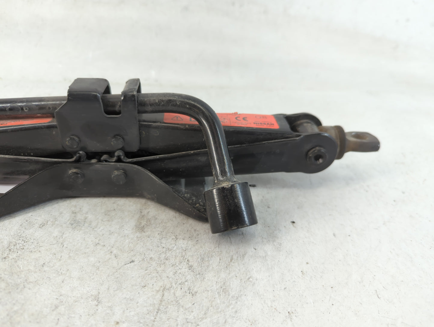 2020 Nissan Sentra Spare Scissor Car Jack - Oemusedautoparts1.com