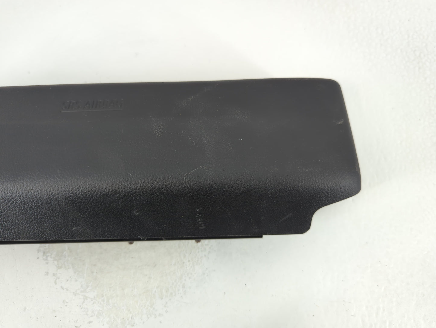2020-2021 Nissan Sentra Air Bag Passenger Right Knee OEM P/N:WU6LB203170195 Fits Fits 2020 2021 OEM Used Auto Parts - Oemuse