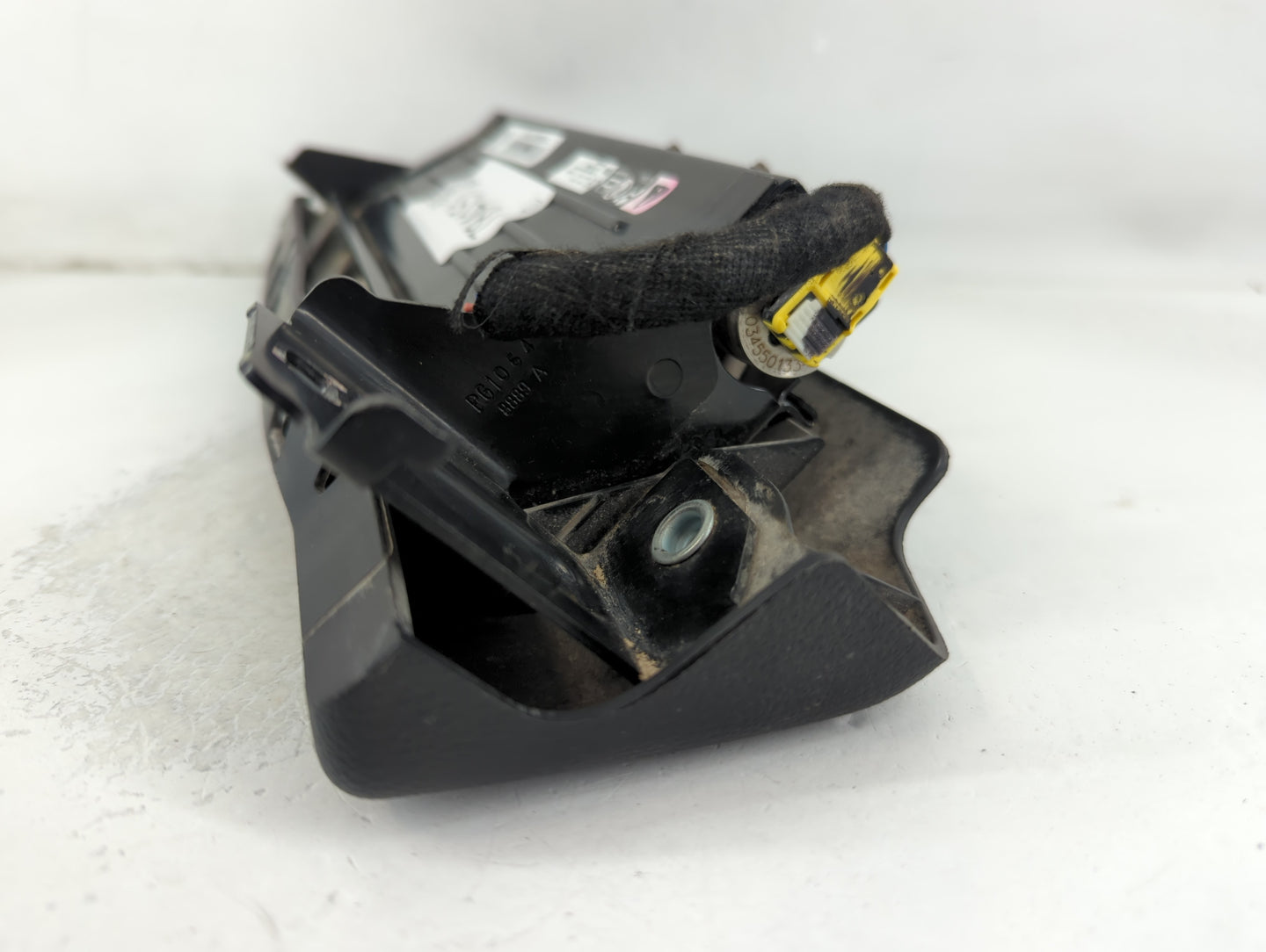 2020-2021 Nissan Sentra Air Bag Passenger Right Knee OEM P/N:WU6LB203170195 Fits Fits 2020 2021 OEM Used Auto Parts - Oemuse