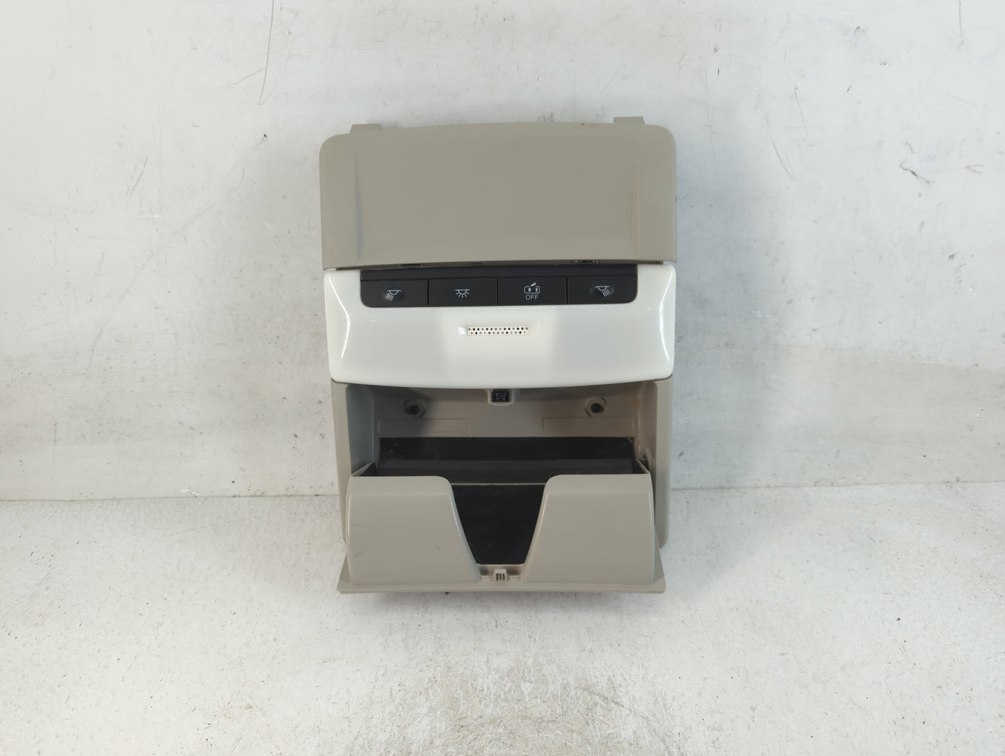 2020 Nissan Sentra Overhead Roof Console - Oemusedautoparts1.com